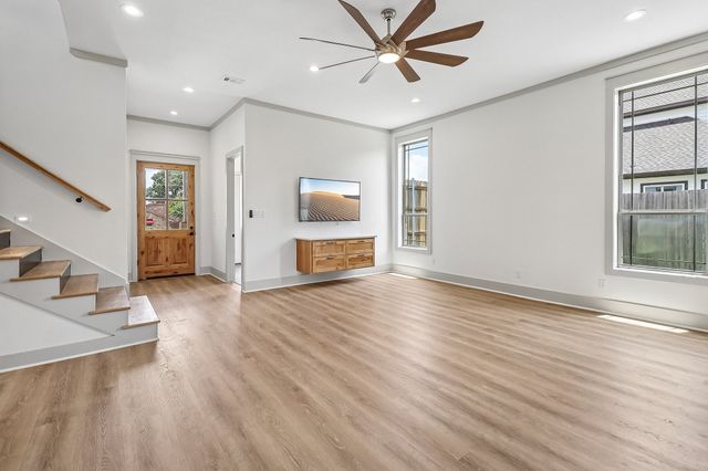 3131 Sanger Creek Way, Waxahachie, TX 75165