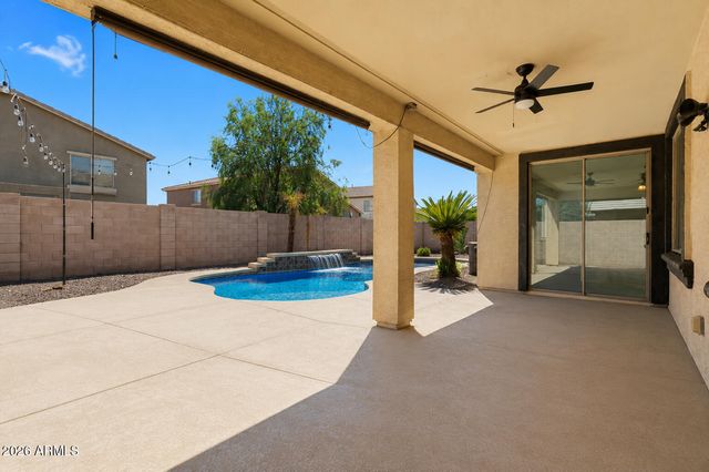 17881 W LARKSPUR Drive, Surprise, AZ 85388