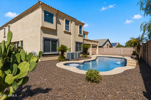17881 W LARKSPUR Drive, Surprise, AZ 85388