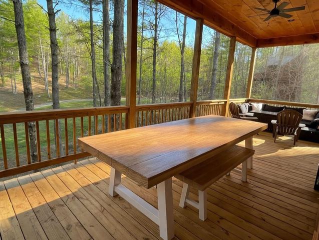 331 Vineyard Creek Way, Murphy, NC 28906
