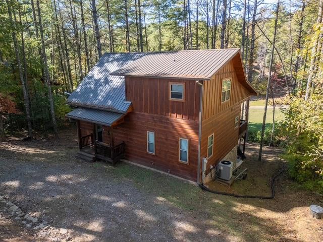 331 Vineyard Creek Way, Murphy, NC 28906
