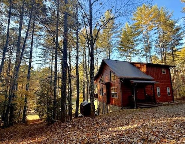 331 Vineyard Creek Way, Murphy, NC 28906