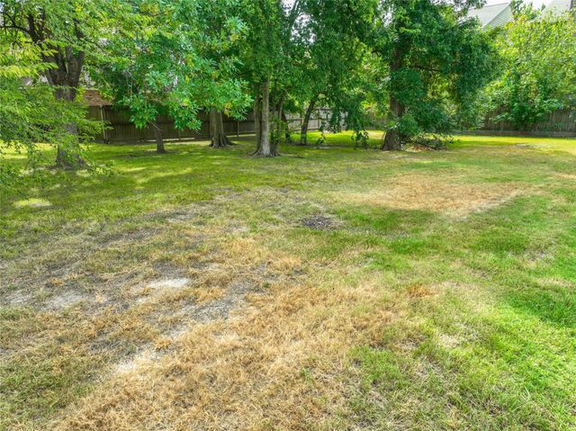 5307 Oak Cove Drive, Houston, TX 77091