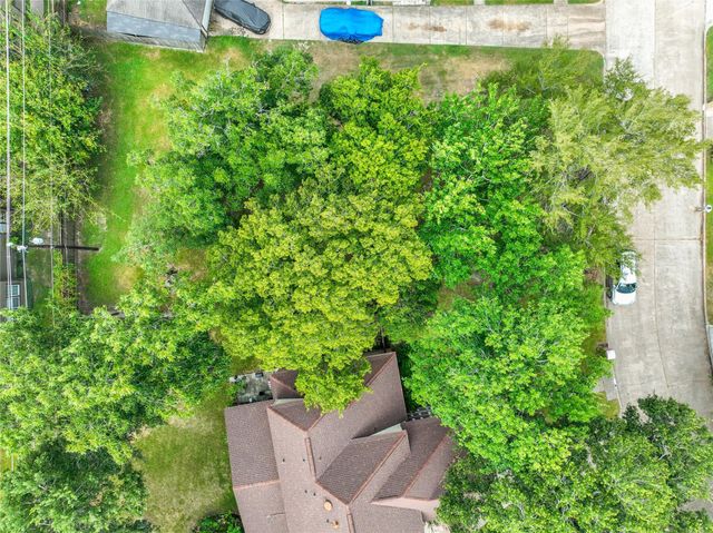 5307 Oak Cove Drive, Houston, TX 77091