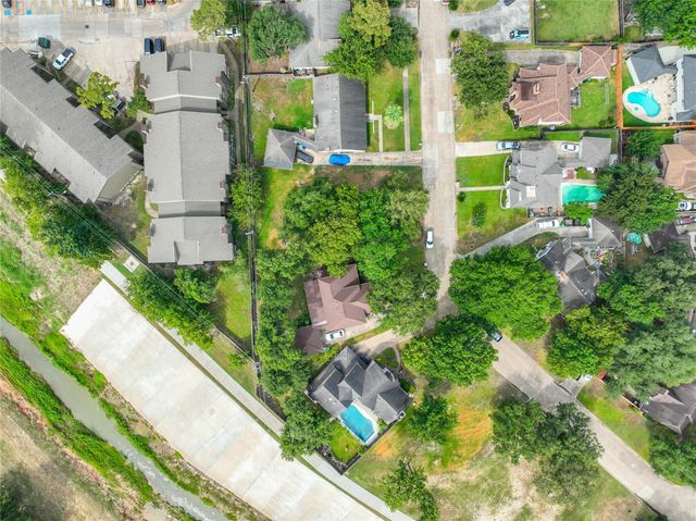 5307 Oak Cove Drive, Houston, TX 77091