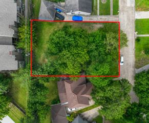 5307 Oak Cove Drive, Houston, TX 77091