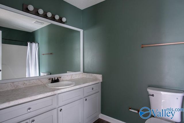 224 Shadowbrook Lane NE, Huntsville, AL 35811