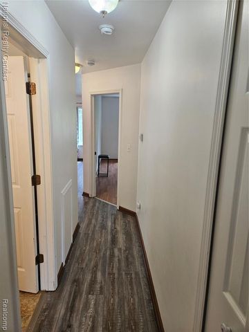 35571 Pheasant Lane, Westland, MI 48185