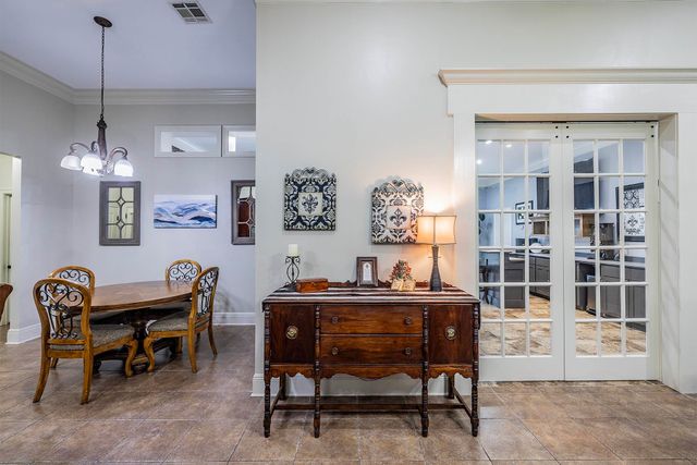 360 Sugar Highland Boulevard, Houma, LA 70360