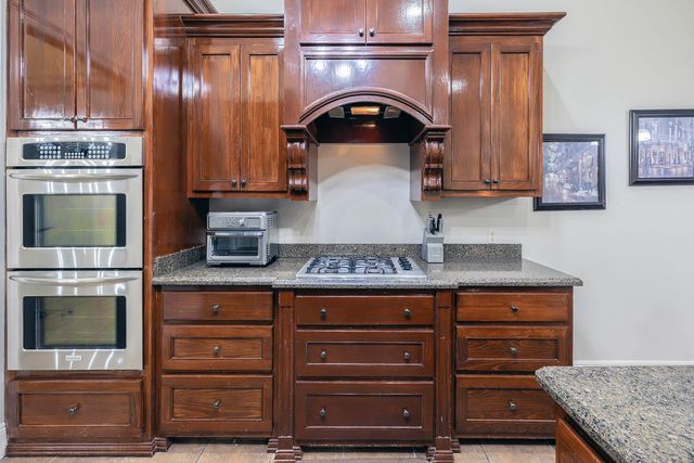 360 Sugar Highland Boulevard, Houma, LA 70360