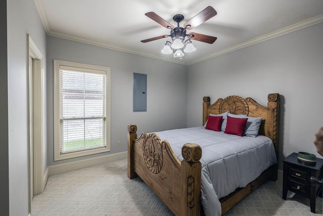 360 Sugar Highland Boulevard, Houma, LA 70360