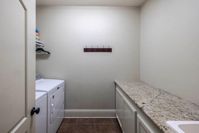 360 Sugar Highland Boulevard, Houma, LA 70360