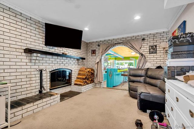 25436 Montebello Drive, Trenton, MI 48183