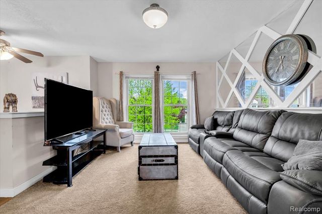 25436 Montebello Drive, Trenton, MI 48183