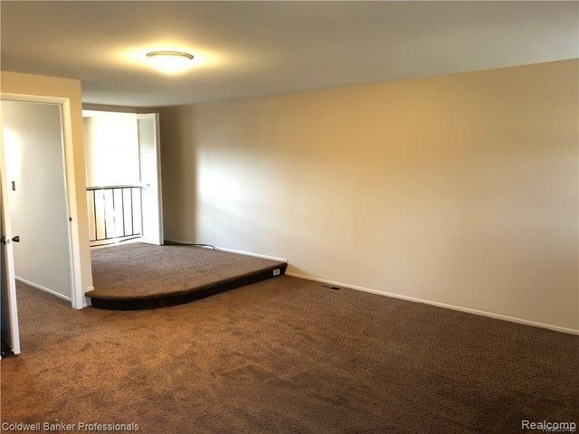 1822 BRENTWOOD Drive 529, Troy, MI 48098