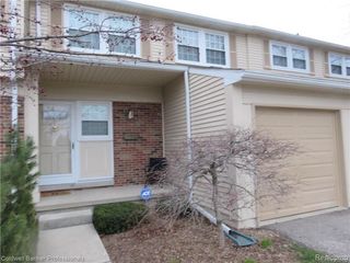 1822 BRENTWOOD Drive 529, Troy, MI 48098