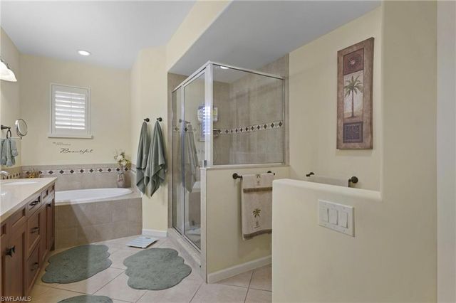 6645 Alden Woods CIR # 201, Naples, FL 34113