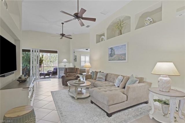 6645 Alden Woods CIR # 201, Naples, FL 34113