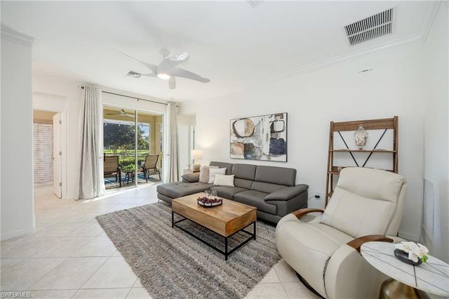 14779 Cranberry CT, Naples, FL 34114
