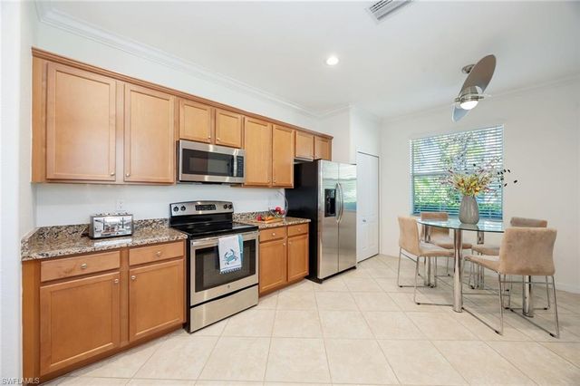14779 Cranberry CT, Naples, FL 34114