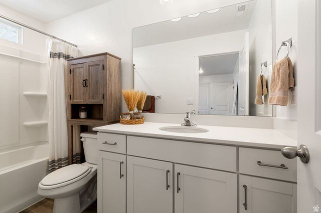 1063 E DORY BOAT RD, Saratoga Springs, UT 84045
