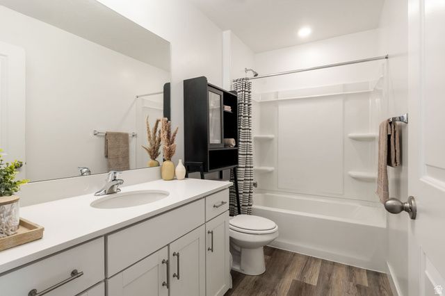 1063 E DORY BOAT RD, Saratoga Springs, UT 84045