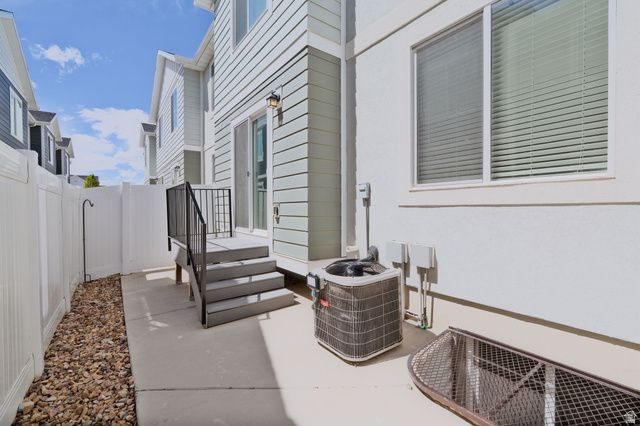 1063 E DORY BOAT RD, Saratoga Springs, UT 84045