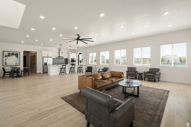 1063 E DORY BOAT RD, Saratoga Springs, UT 84045