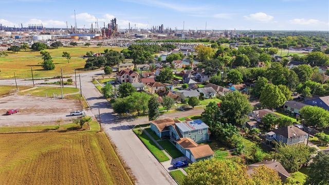 3420 Illinois Street, Baytown, TX 77520