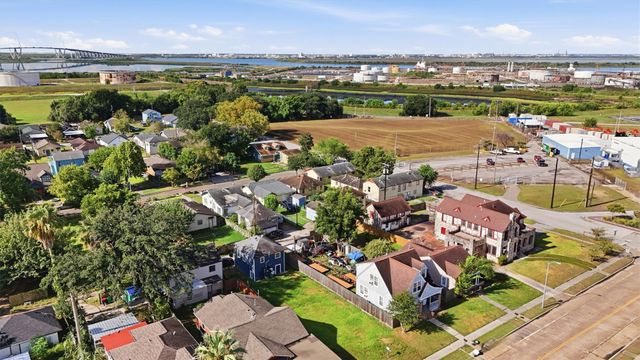 3420 Illinois Street, Baytown, TX 77520