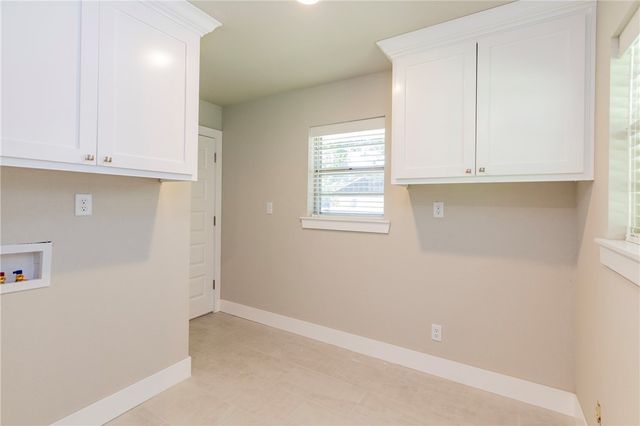 20902 Dawn Hill East Road, Gentry, AR 72734