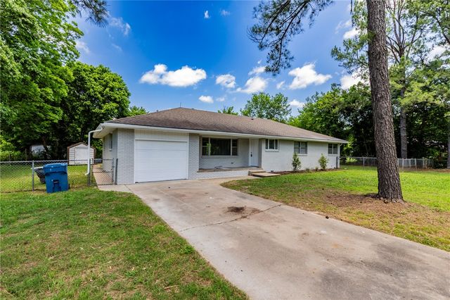 20902 Dawn Hill East Road, Gentry, AR 72734