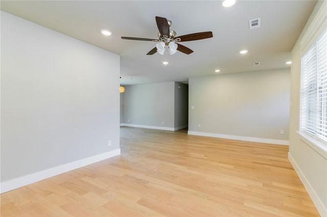 20902 Dawn Hill East Road, Gentry, AR 72734