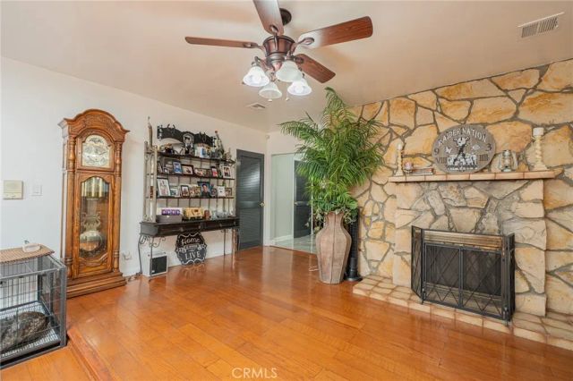 9700 S 5th Avenue, Inglewood, CA 90305
