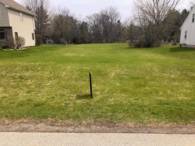 8498 N 68 STREET N, Brown Deer, WI 53223