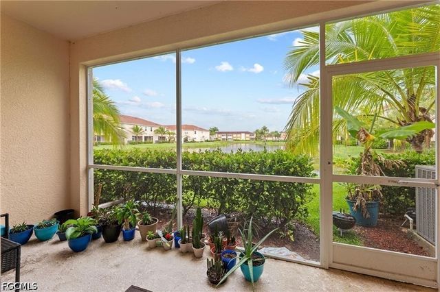 10243 Via Colomba CIR, Fort Myers, FL 33966