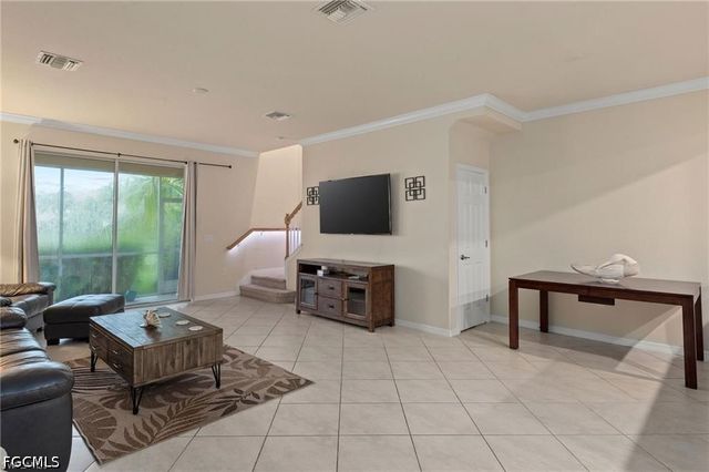 10243 Via Colomba CIR, Fort Myers, FL 33966