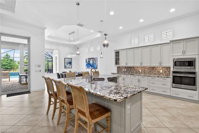 5054 Andros DR, Naples, FL 34113