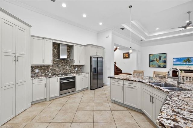 5054 Andros DR, Naples, FL 34113
