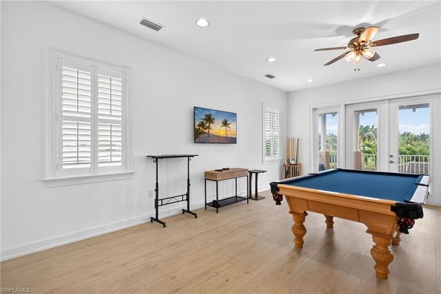5054 Andros DR, Naples, FL 34113