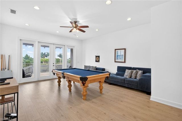 5054 Andros DR, Naples, FL 34113