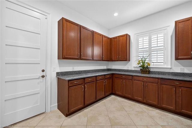5054 Andros DR, Naples, FL 34113