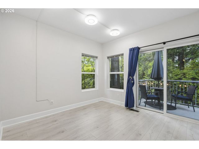 14172 Sw BARROWS Rd 1, Portland, OR 97223