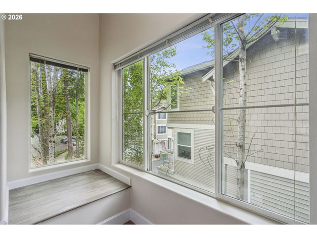 14172 Sw BARROWS Rd 1, Portland, OR 97223