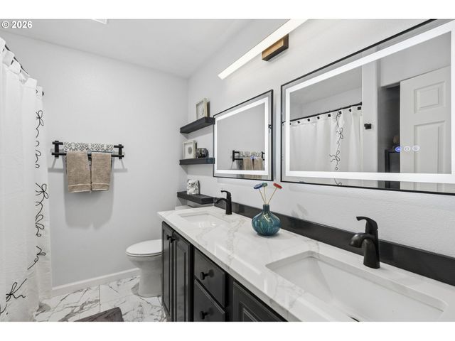 14172 Sw BARROWS Rd 1, Portland, OR 97223