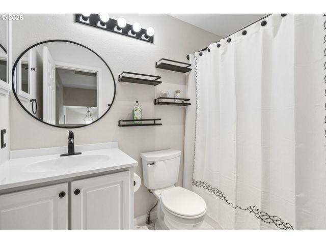 14172 Sw BARROWS Rd 1, Portland, OR 97223
