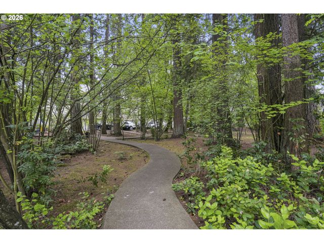 14172 Sw BARROWS Rd 1, Portland, OR 97223