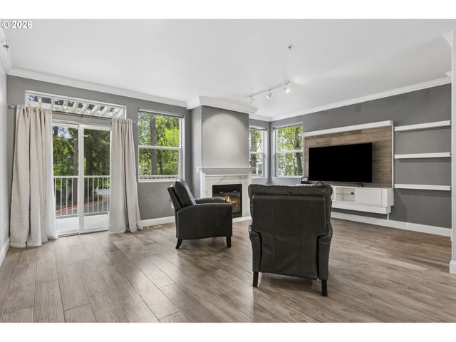 14172 Sw BARROWS Rd 1, Portland, OR 97223