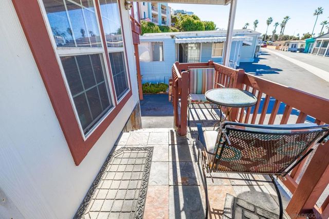 120 Sherri Ln, Oceanside, CA 92054