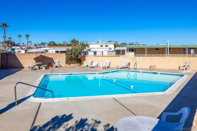 120 Sherri Ln, Oceanside, CA 92054